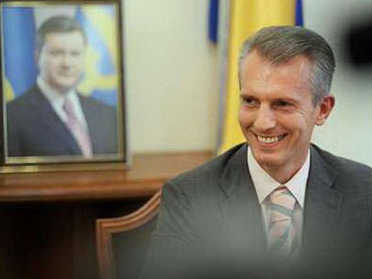 Янукович вивів Хорошковського з наглядових рад державних банків