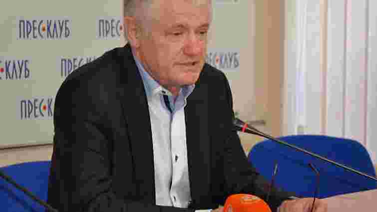 Костюк пояснив, чому Янукович звільнив Сендака