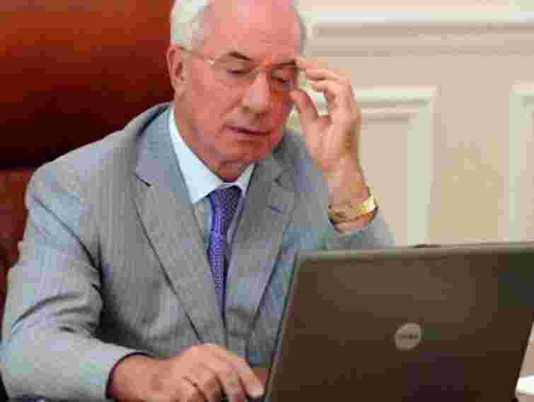 Азарову не сподобались результати ПР по Києву