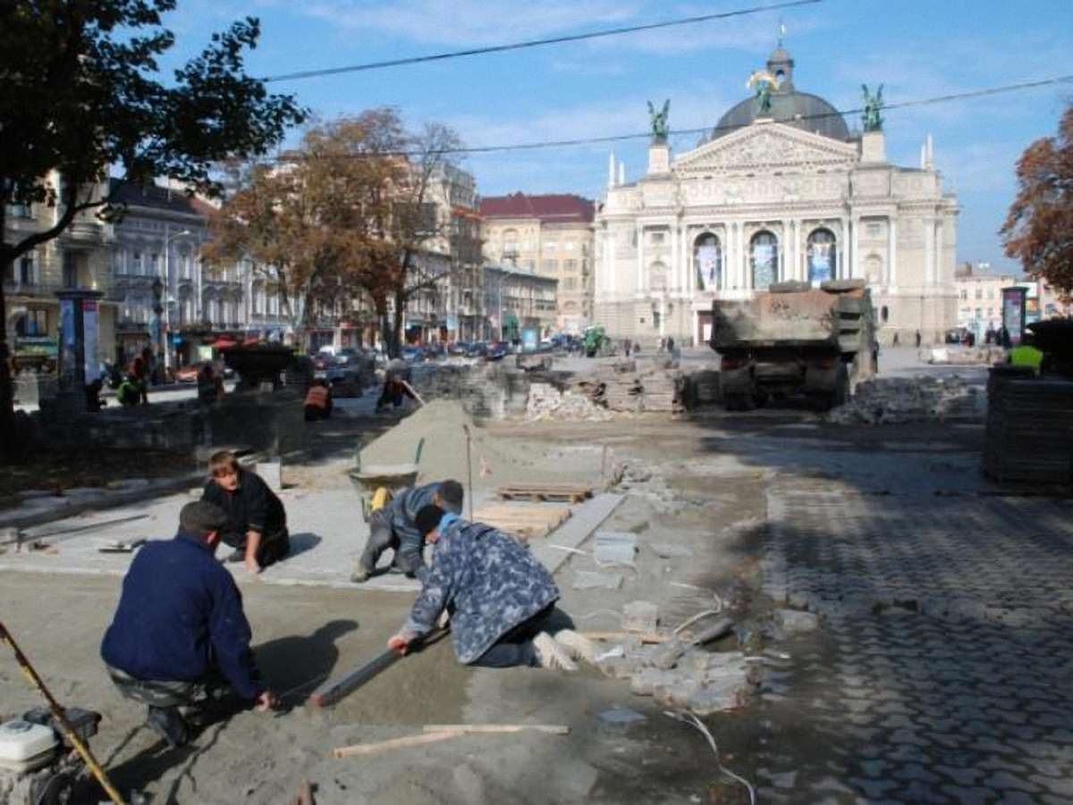 Проспект Свободи  у Львові відновлять до кінця листопада