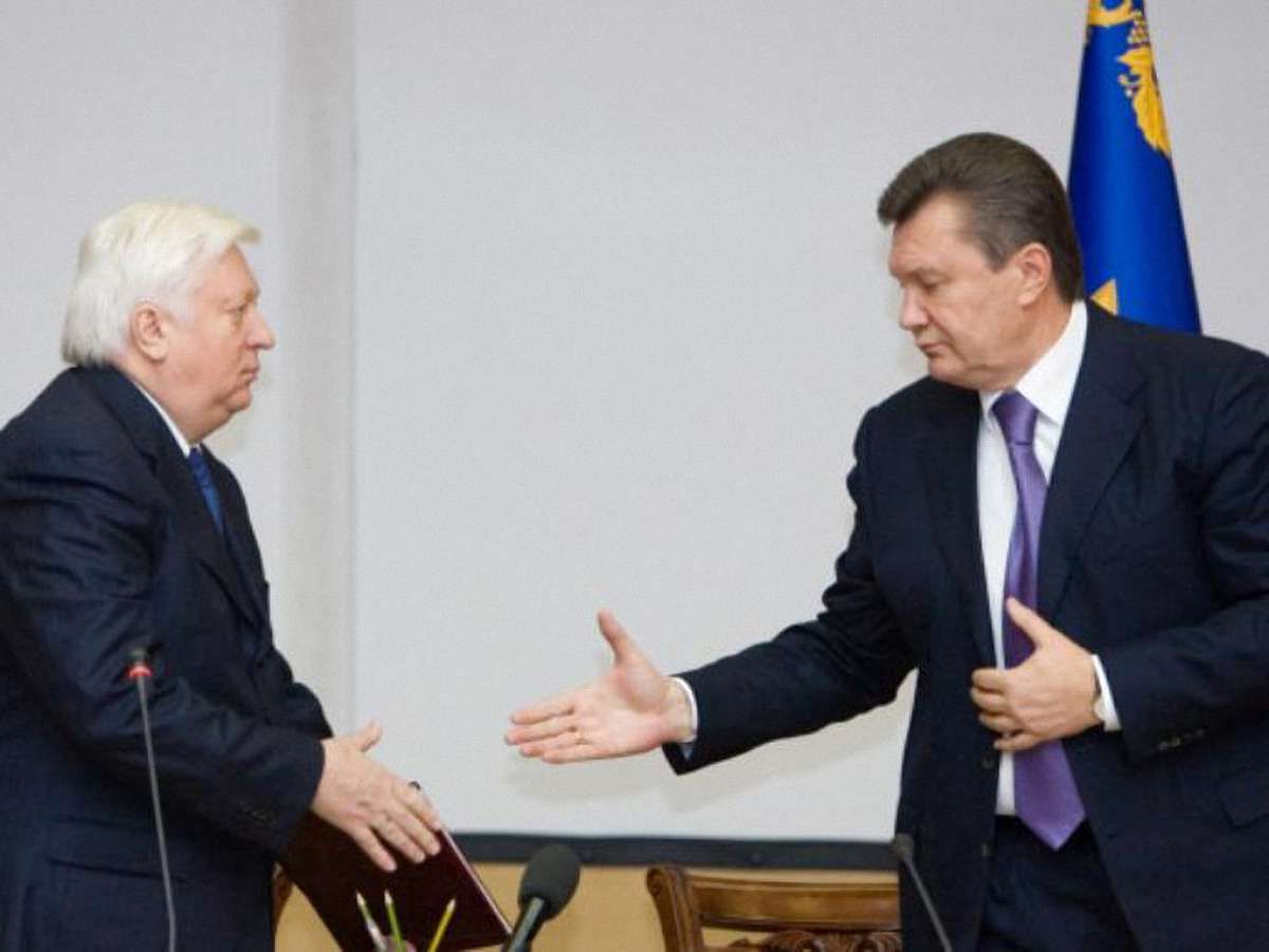 Янукович дав Пшонці 5 днів, щоб розібратися з фальсифікаціями