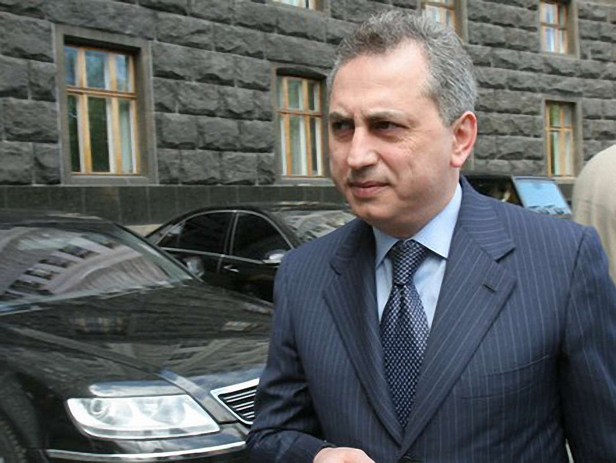 Чим вищий рівень життя, тим нижча явка, - Колесніков про схід України