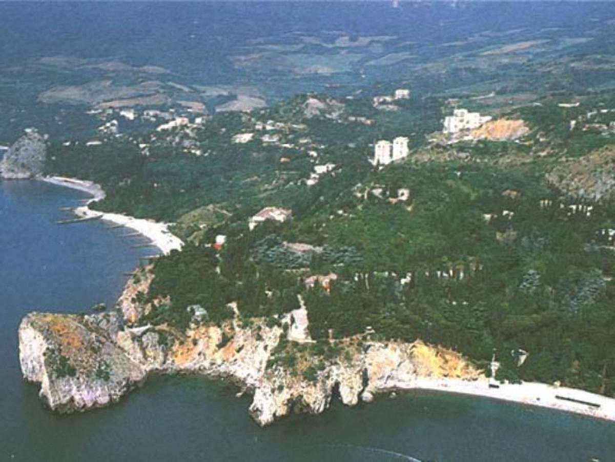 73 дитини з Львівщини вирушили на відпочинок в “Артек”