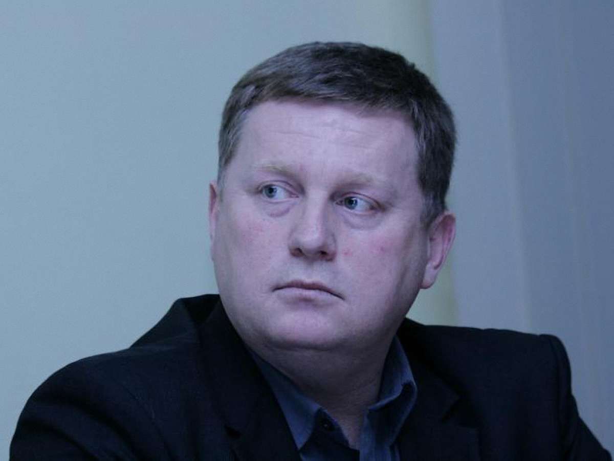 Донецька влада продовжує традиції розграбування власності, – історик