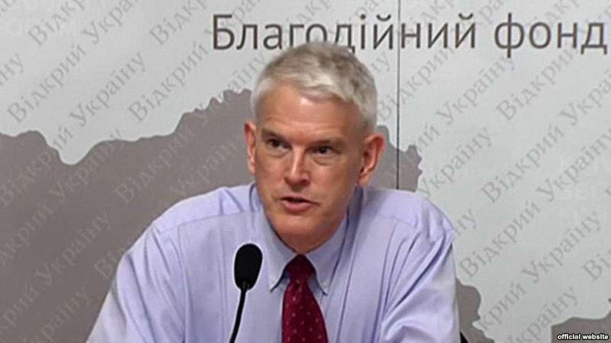 Весь виборчий процес в Україні був сумнівним, - Пайфер