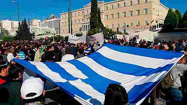 У Греції мітингувальники закидали яйцями німецьких делегатів