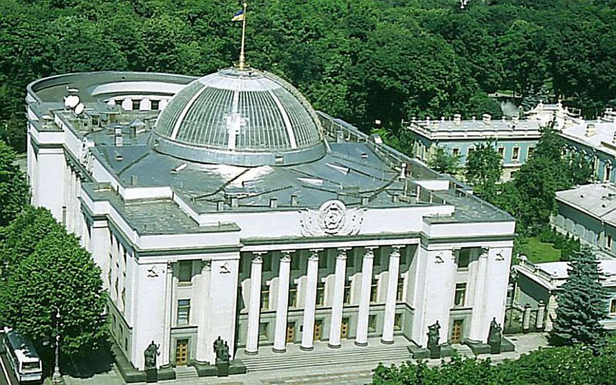 Регіонали хочуть обрати спікера у перший день роботи нової Ради