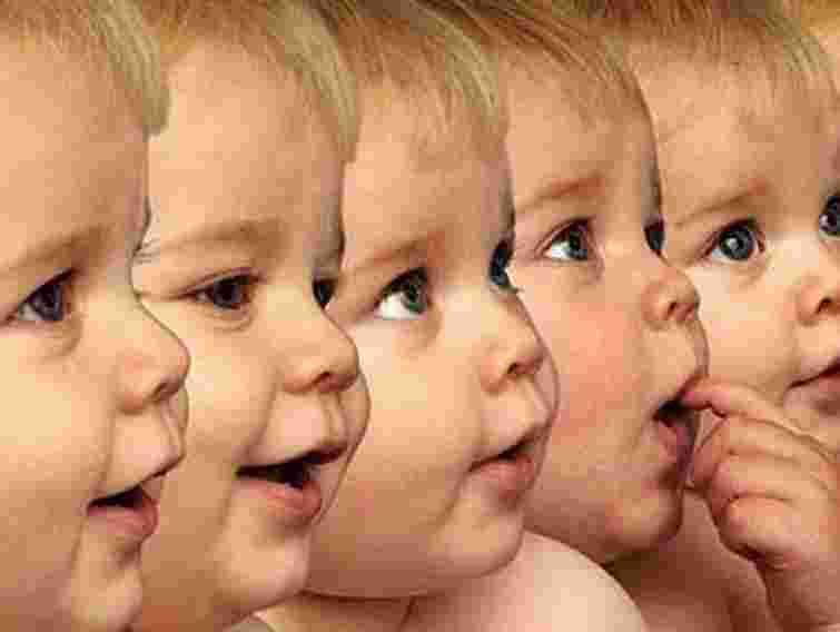 Кожна українка мала б народжувати по 3-4 дитини, - МОЗ