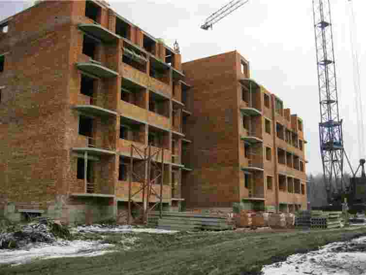 Обсяги будівництва в Україні впали на 10%