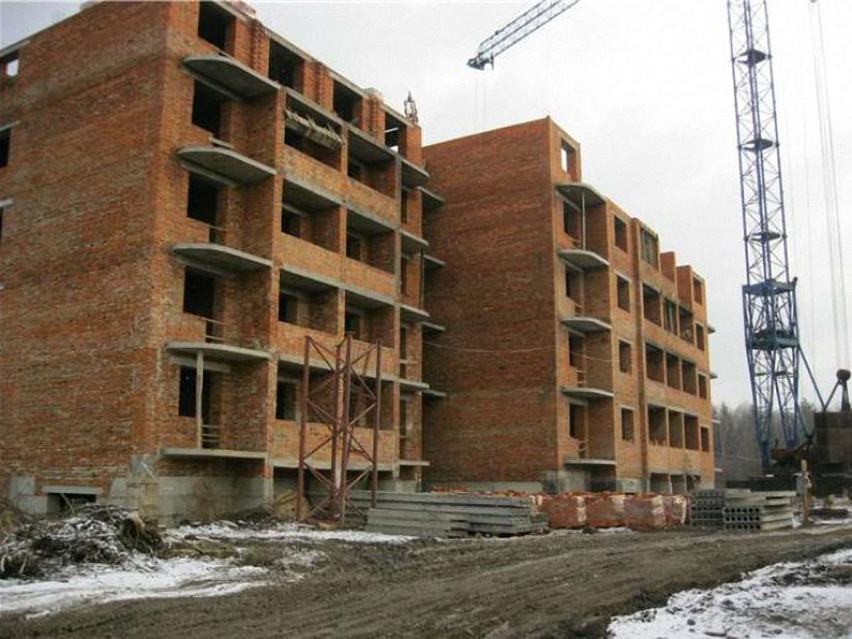 Обсяги будівництва в Україні впали на 10%