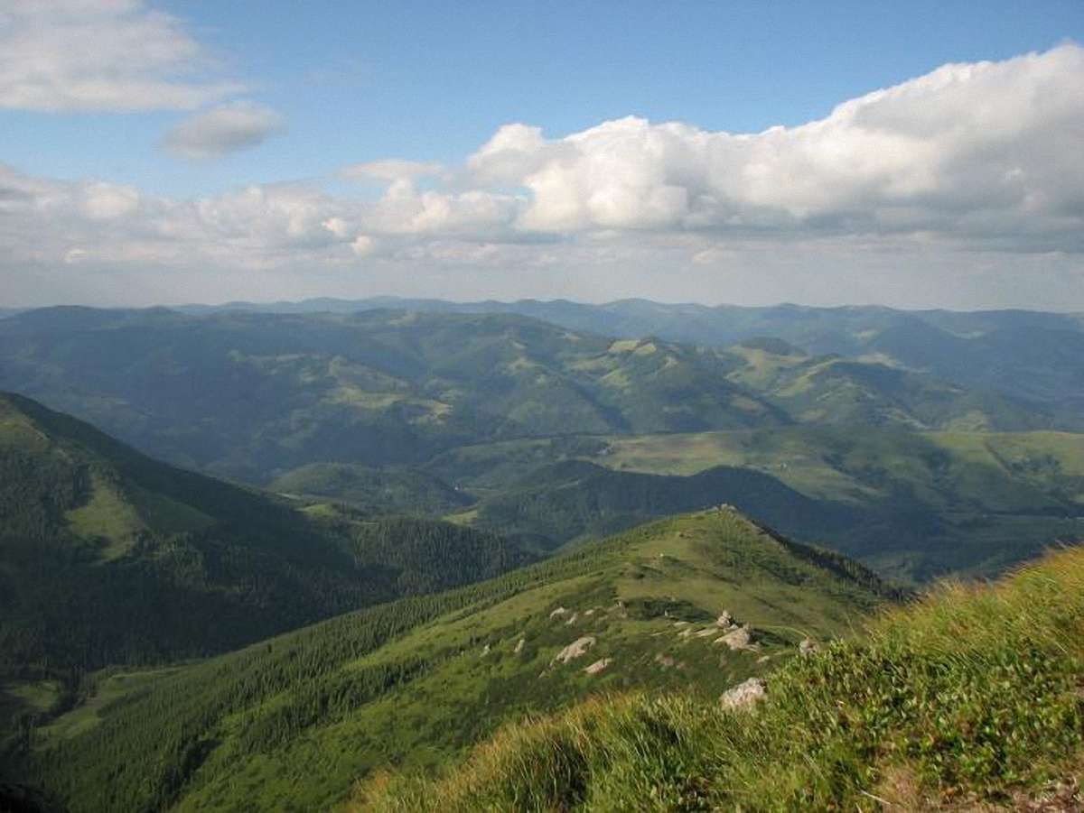 На Львівщині працюють над створенням “Карпатського Артеку”