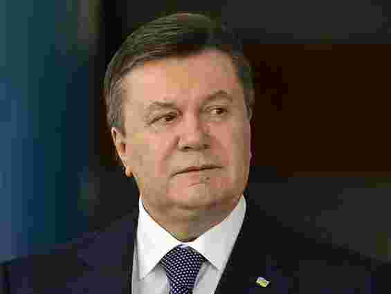 Янукович ветував введення біометричних паспортів