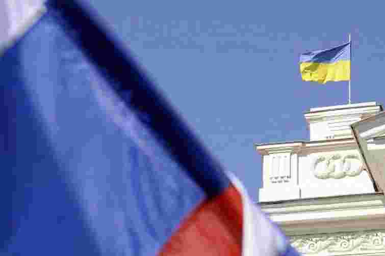 В Україні поменшало прихильників Росії, - опитування