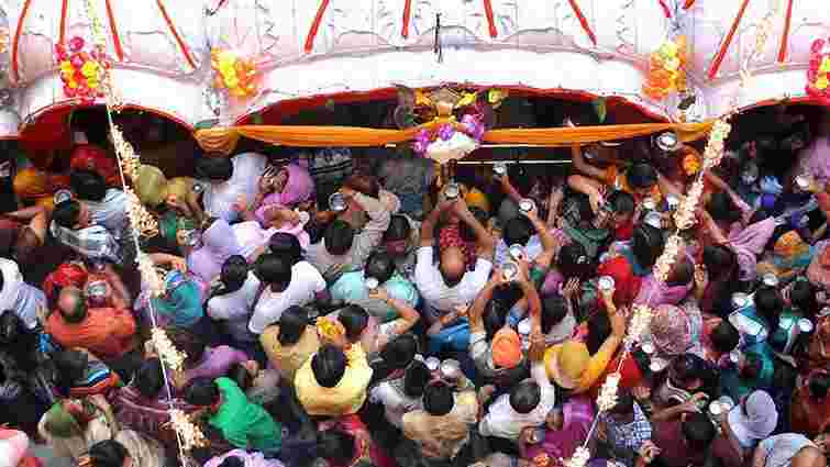В Індії загинули 18 осіб у тисняві під час релігійного свята 