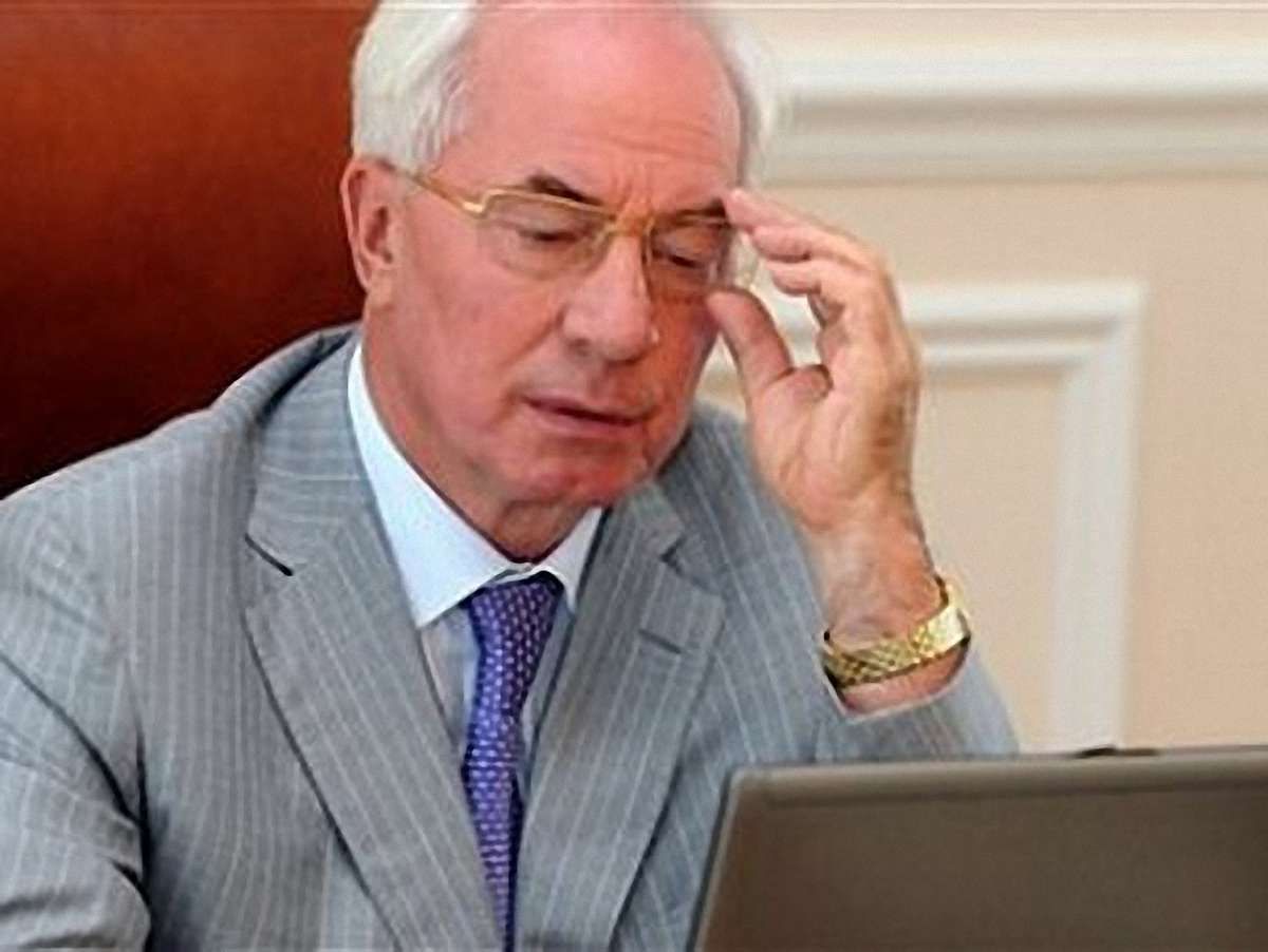 Тривалих свят на Новий рік та Різдво не буде, - Азаров