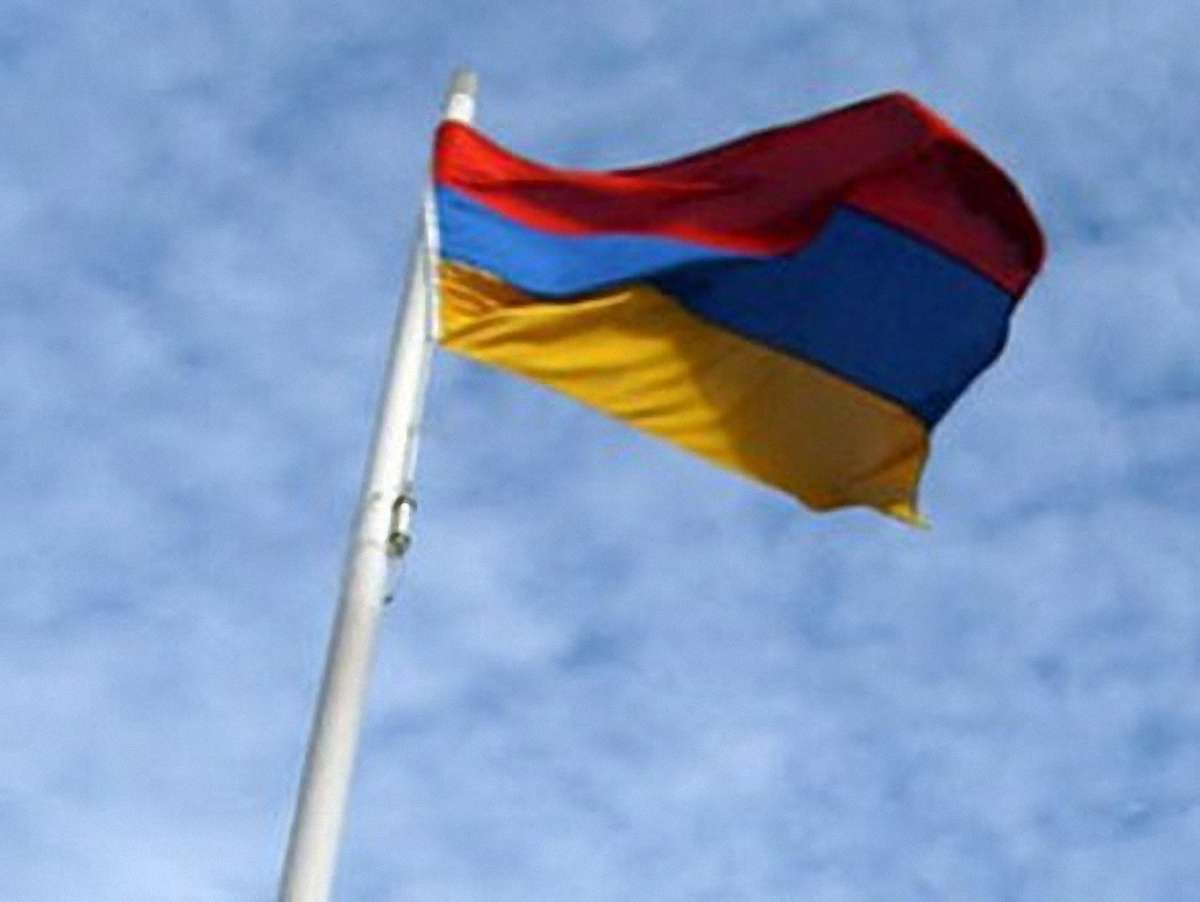У Вірменії затримали чоловіка, який стріляв у президентський кортеж