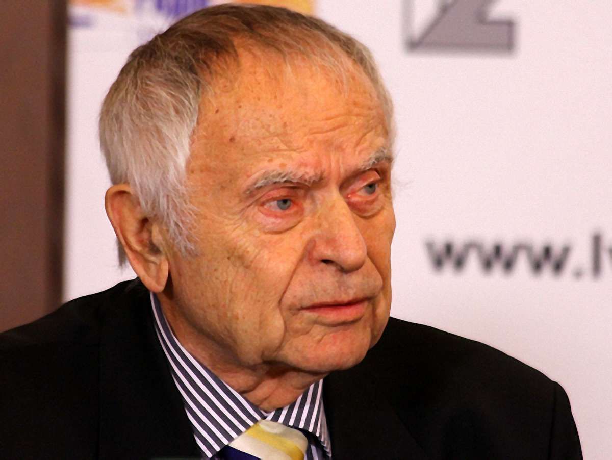 Павличко: Справа не в Януковичі, а в тому, що ми – раби
