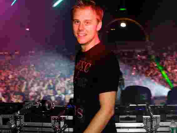 Майже 3 000 квитків зі знижкою продали на концерт Armin van Buuren у Львові