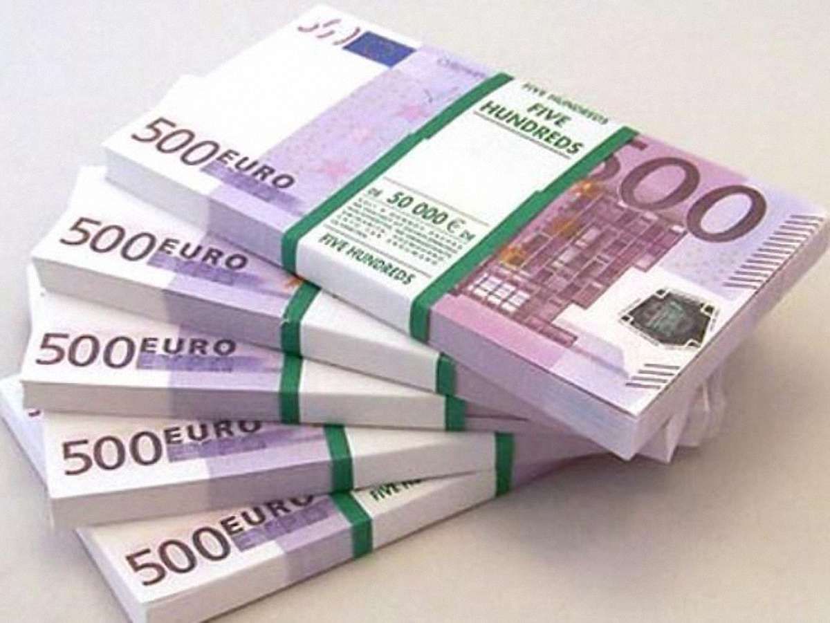 Єврогрупа завтра вирішуватиме, чи надавати Греції допомогу