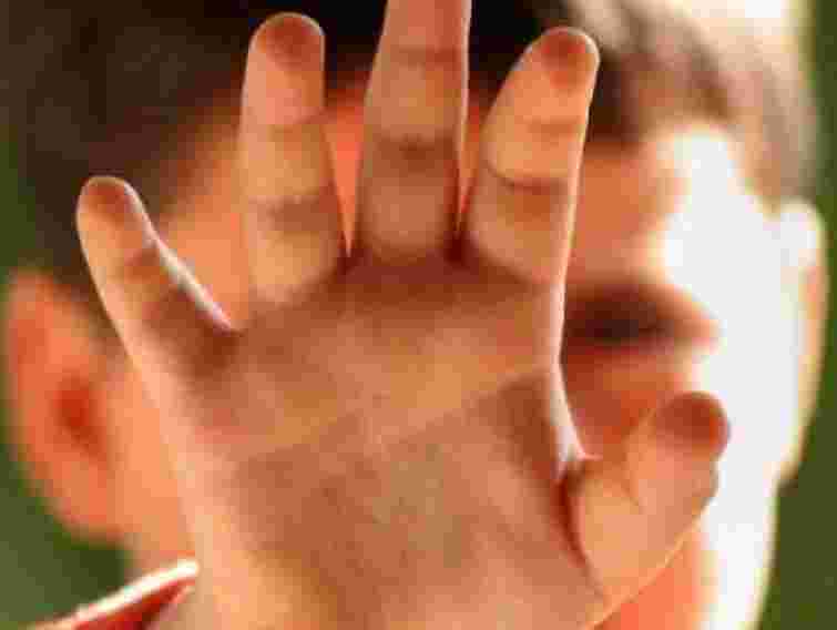 У Львові п’яний вітчим побив 6-річного пасинка