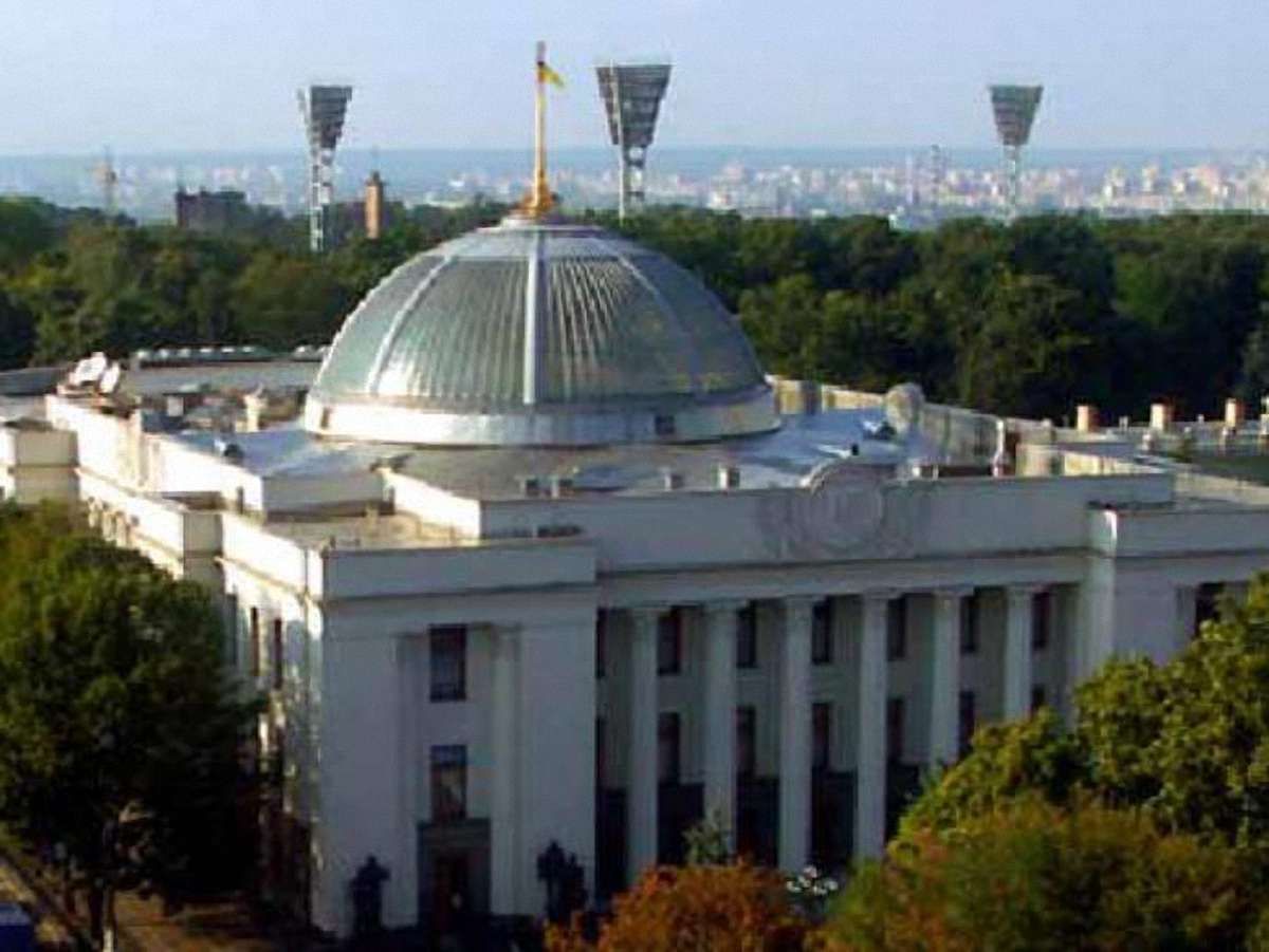 Експерт прогнозує, що нова Рада працюватиме до 2015 року