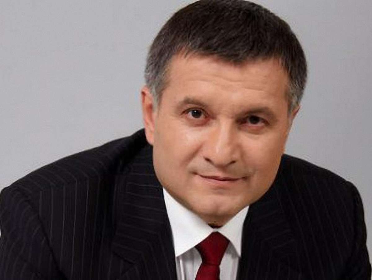 Аваков планує ближчими днями повернутися в Україну