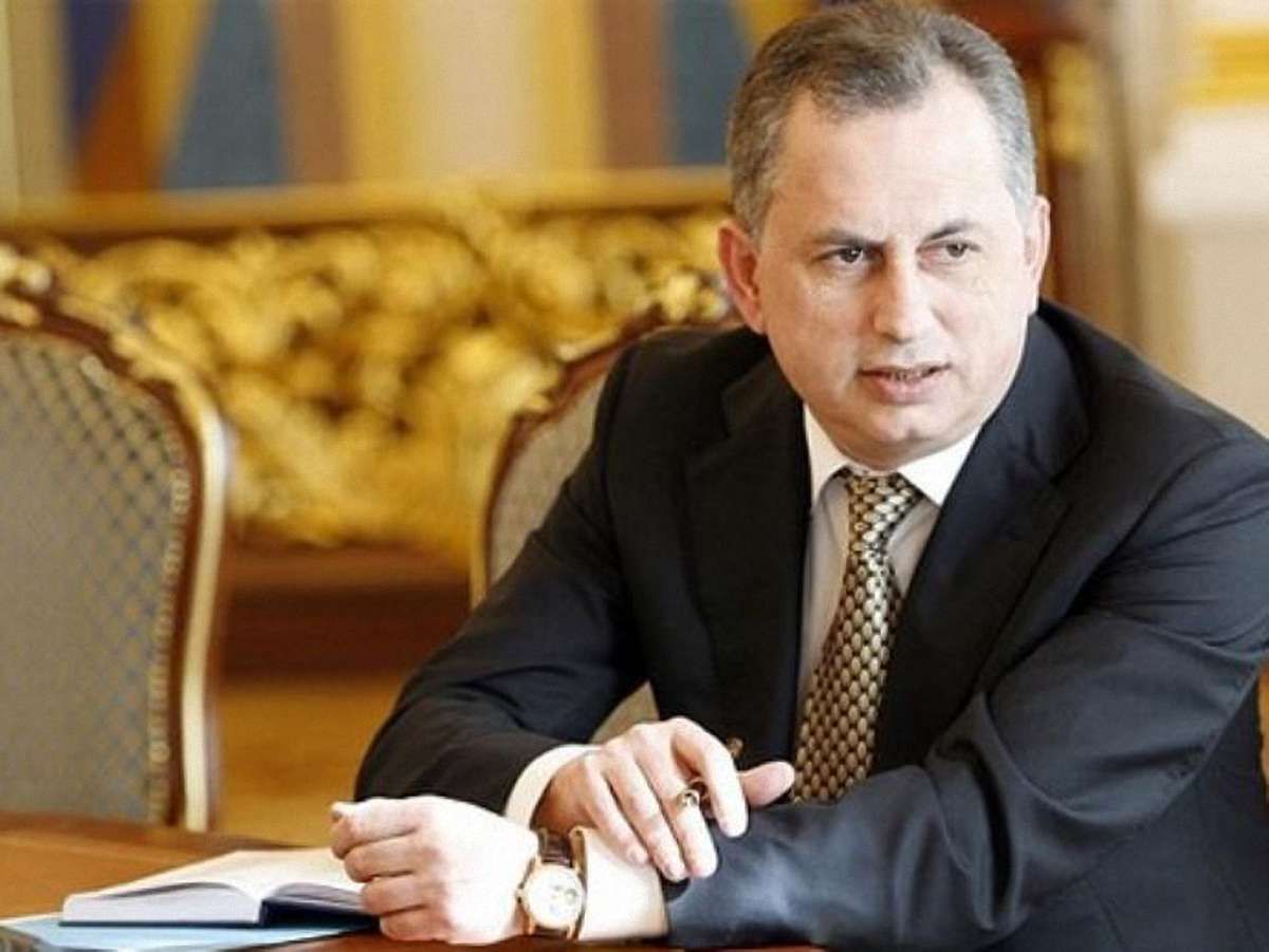 Обрані нардепами міністри чекатимуть рішення Януковича, – Колесніков