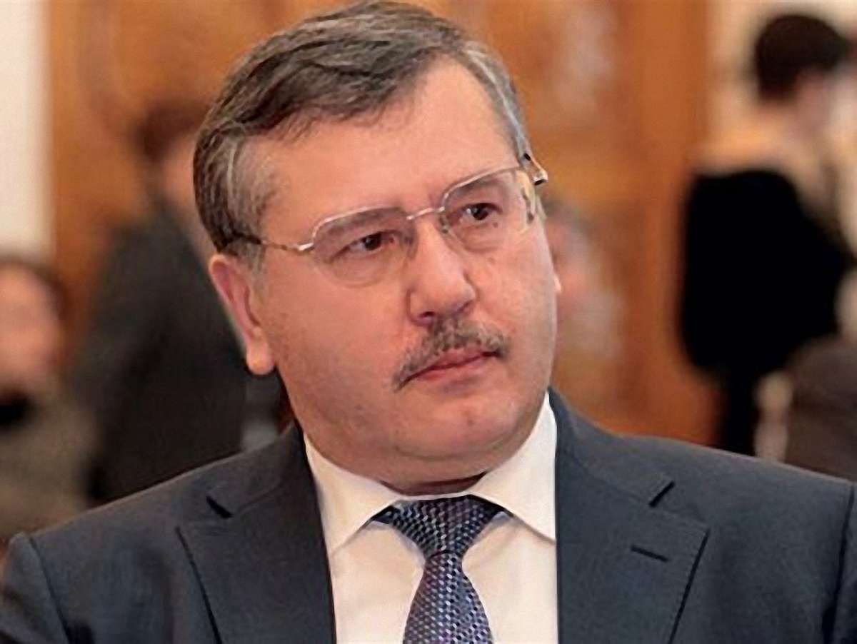 Гриценко: В Україні вже дефолт
