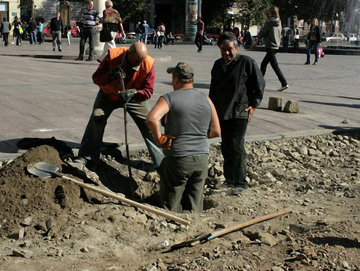 У понеділок відкриють для проїзду вулицю Коновальця