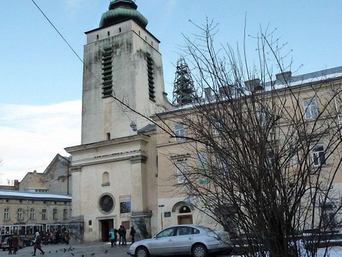 Навесні на Музеї Пінзеля обіцяють встановити мідний дах 