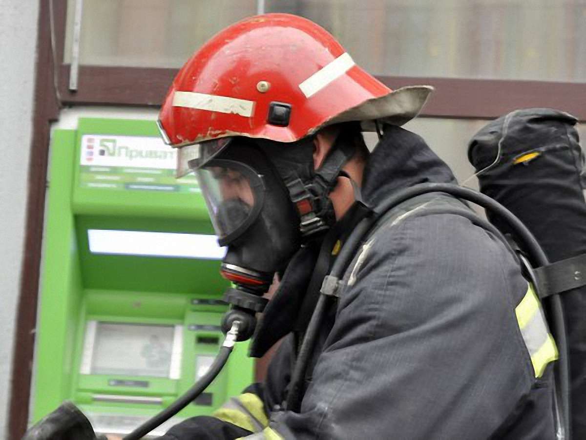 У Львові горів житловий будинок: загинув 37-річний чоловік