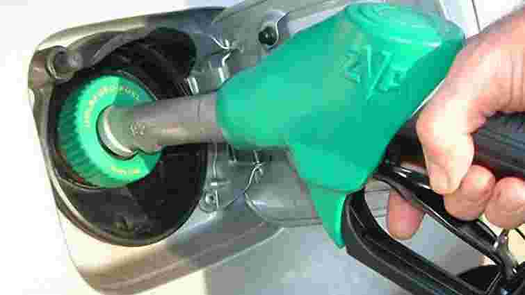 Міноборони закупило пального на 25% дорожче ринкових цін