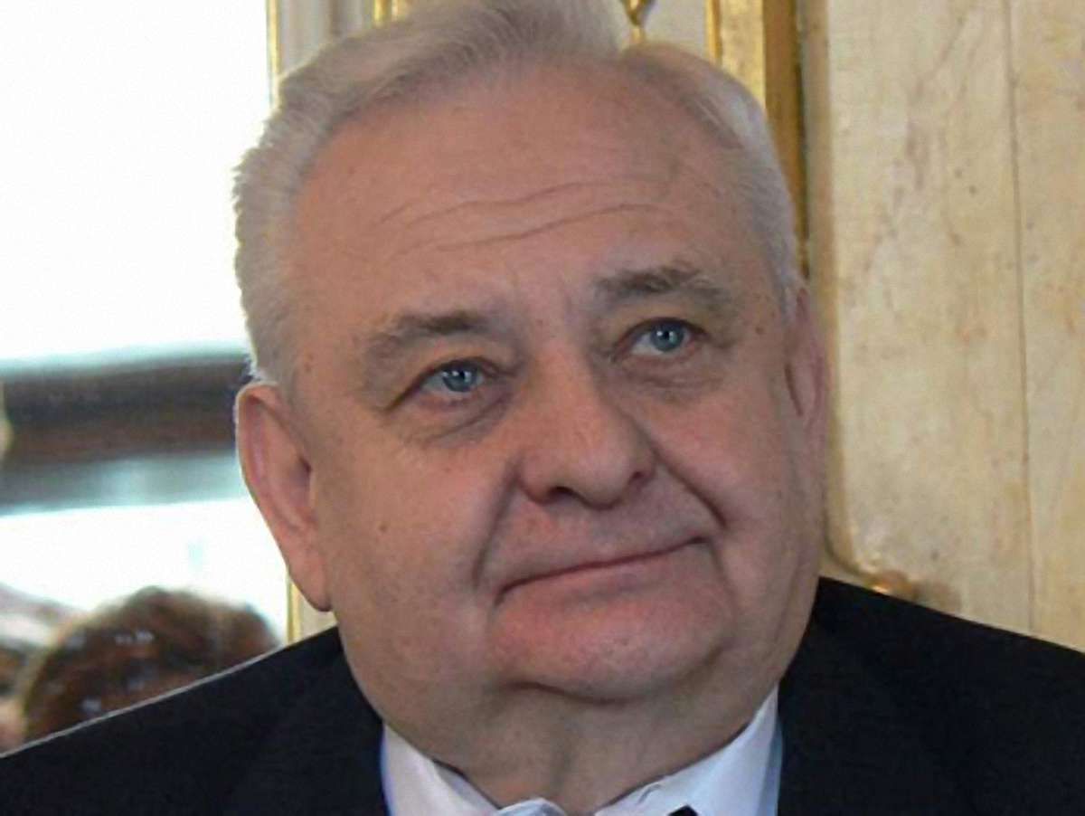 Директор Опери обурений виступом Дзідзя