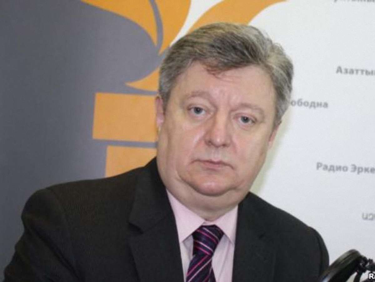 Не може бути в найслабшій економіці найстабільніший курс валют, - експерт