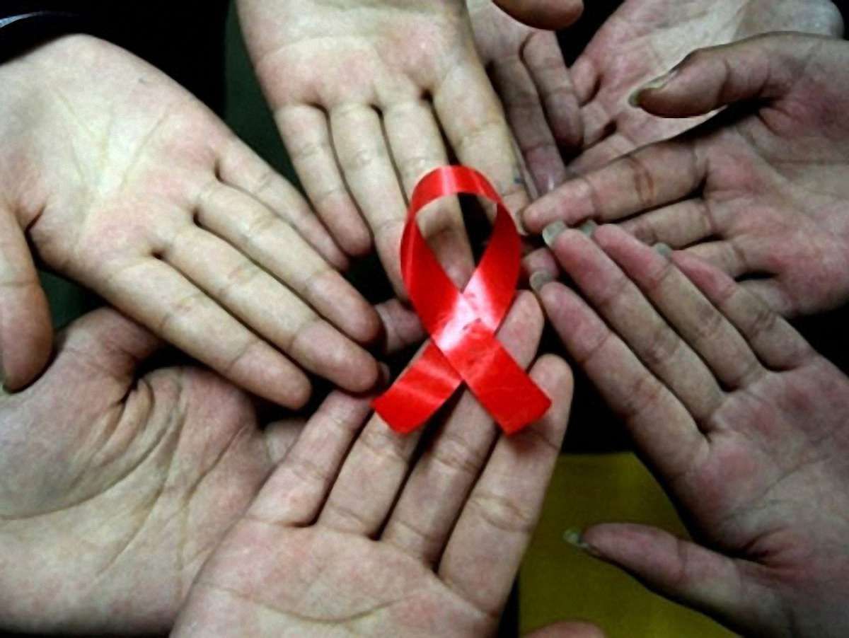 Сьогодні - Всесвітній день боротьби зі СНІДом
