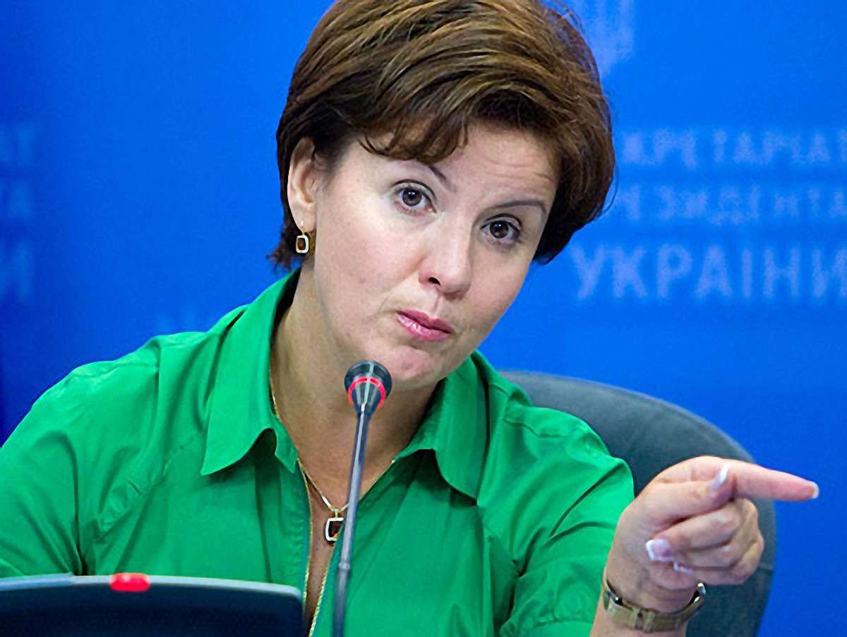 У Януковича хочуть повернувши повноваження місцевій владі