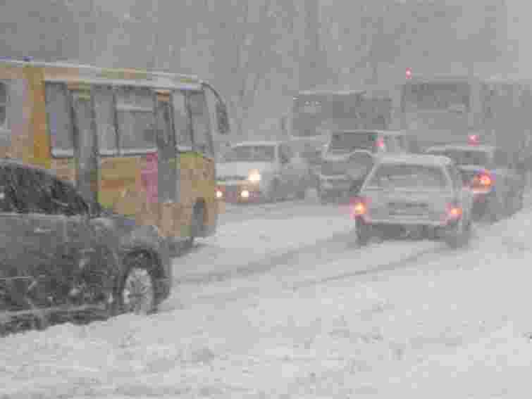 5 грудня в Україні ожеледиця, в Карпатах – снігопад