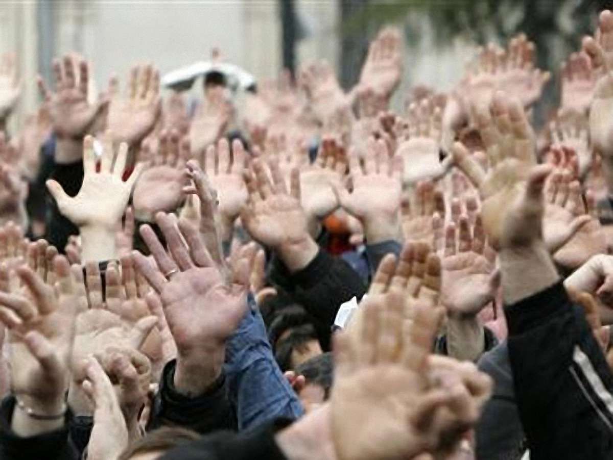 Підприємці Городка протестують проти торгового центру