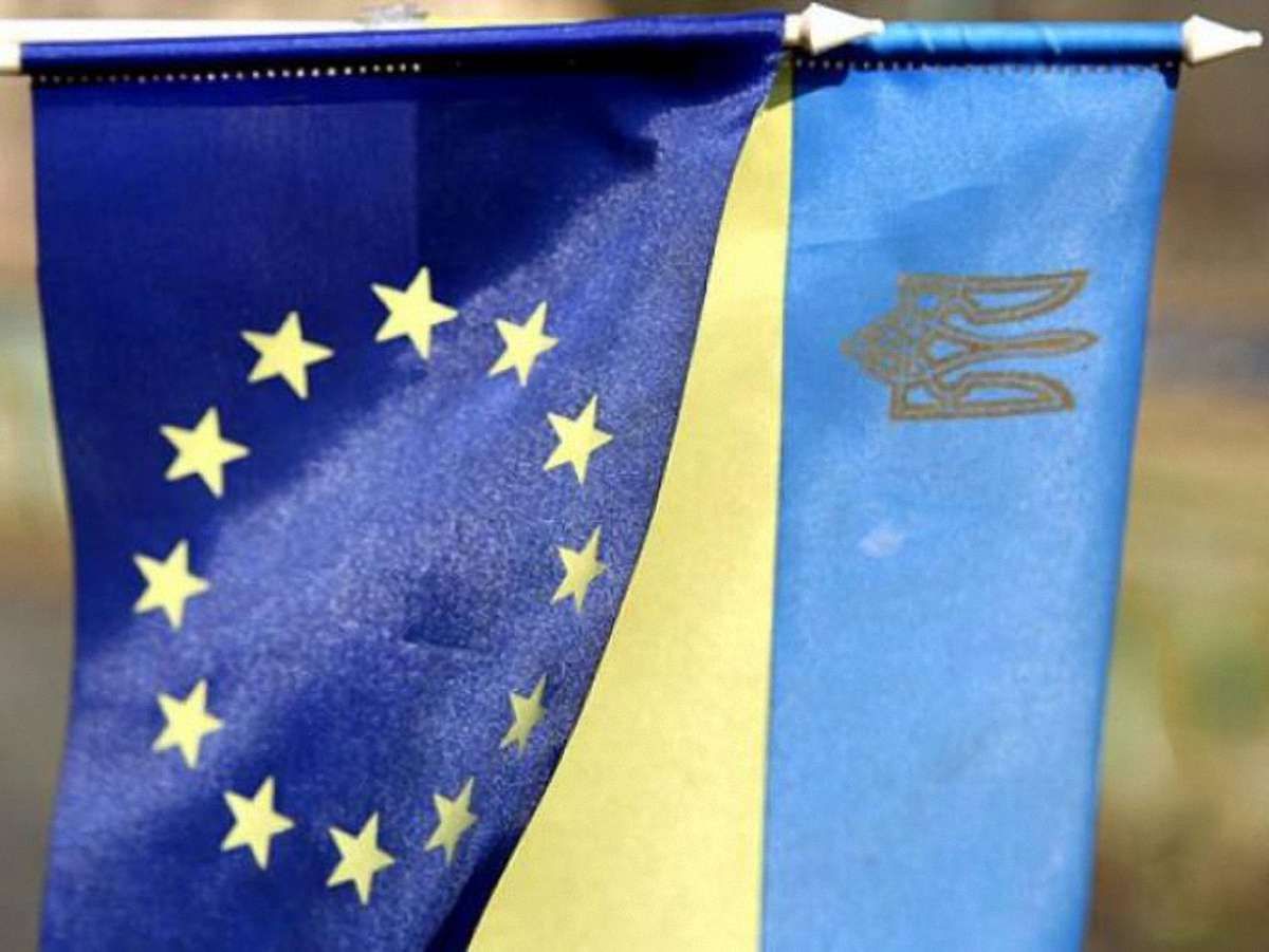 МЗС Польщі про Україну: За помилки влади не мають потерпати люди