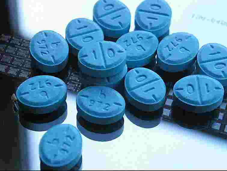 На Львівщині міліція виявила випадки передачі наркотиків ув’язненим