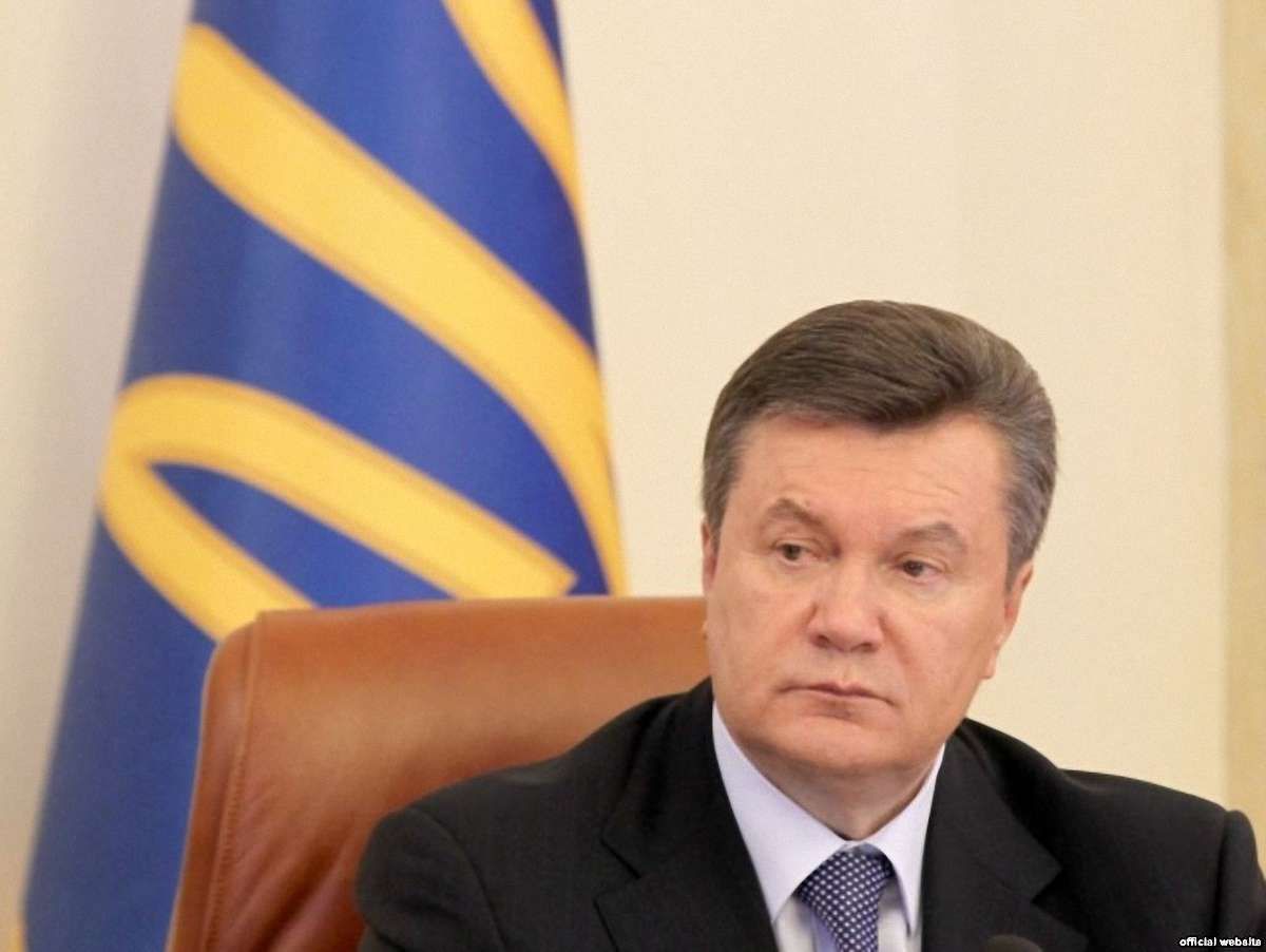 Янукович прибув з візитом до Індії