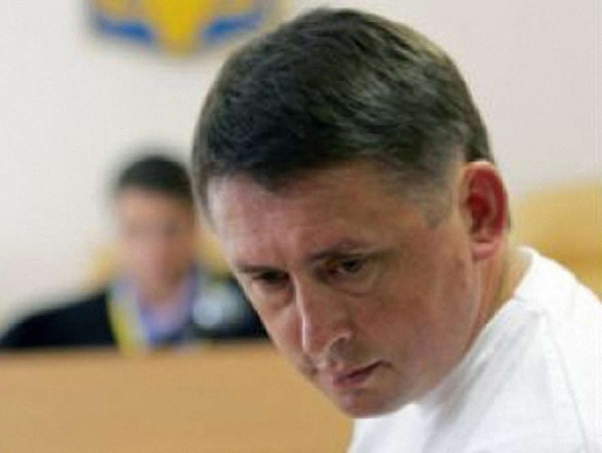 Суд переніс допит Мельниченка через його погане самопочуття