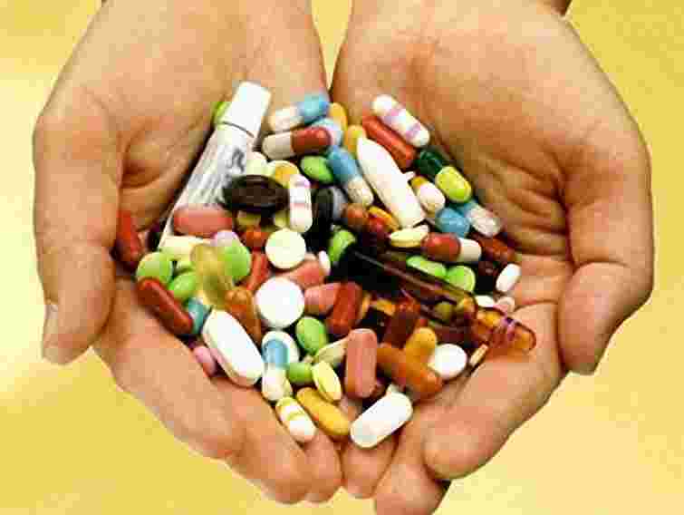 В Україні заборонили рекламу ліків від застуди