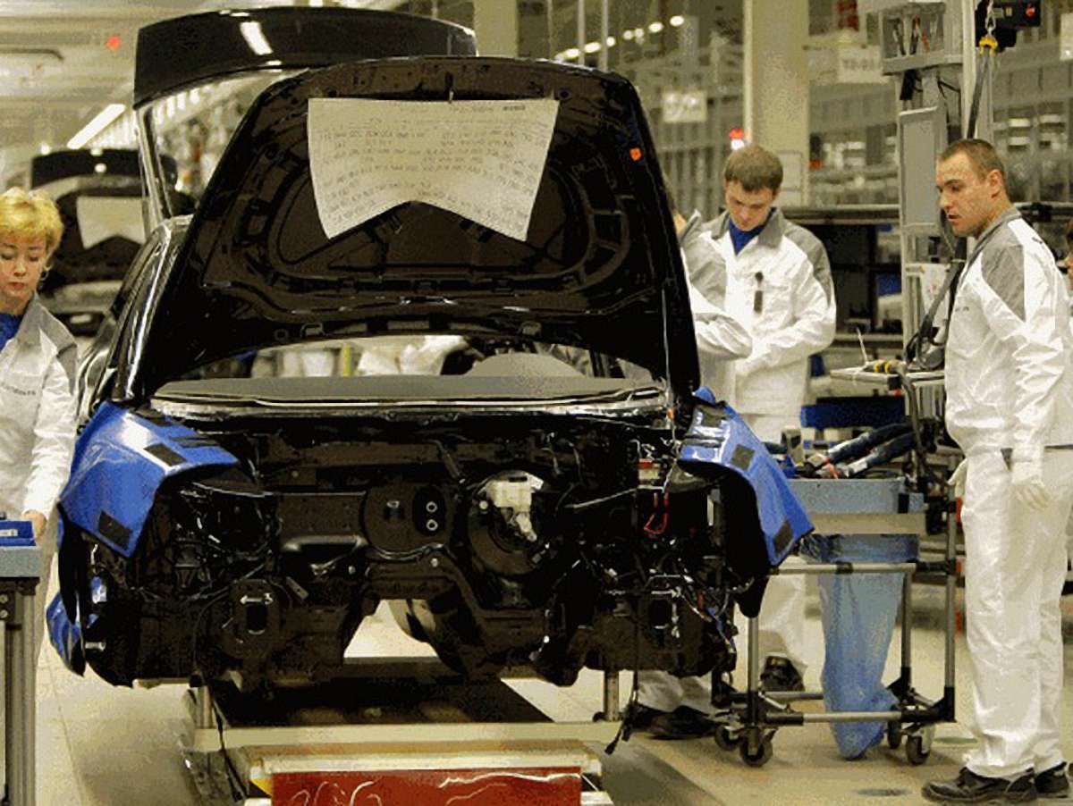 В Україні на чверть скоротилося виробництво автомобілів