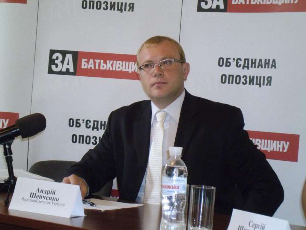 Нардеп: Створення фракції КПУ – це політичний хабар комуністам від ПР