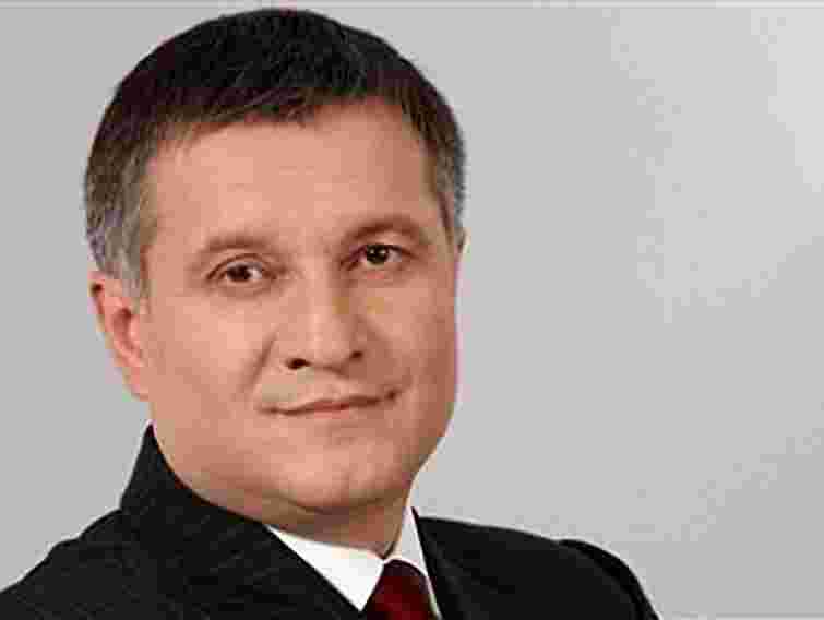 Скасування депутатської недоторканості - це лише риторика ПР, - Аваков