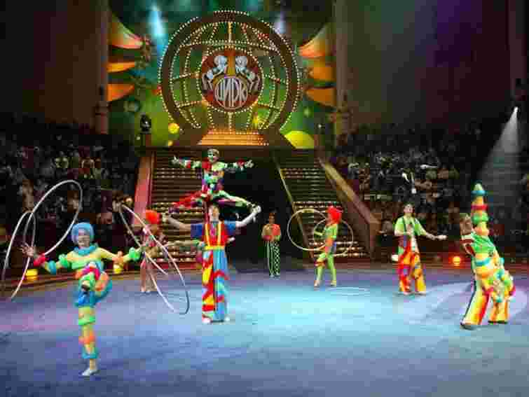 В Україну на гастролі не випустили Московський цирк