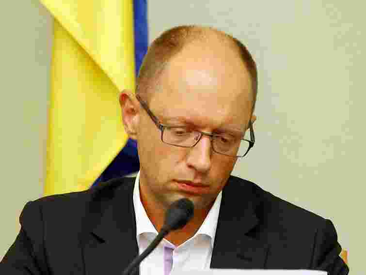 Яценюк вимагає від ГПУ, МВС та СБУ розслідувати порушення на виборах