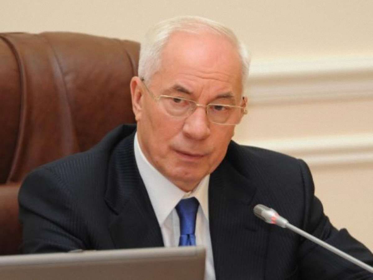 Україні потрібно взаємодіяти і з ЄС, і з Митним союзом, - Азаров