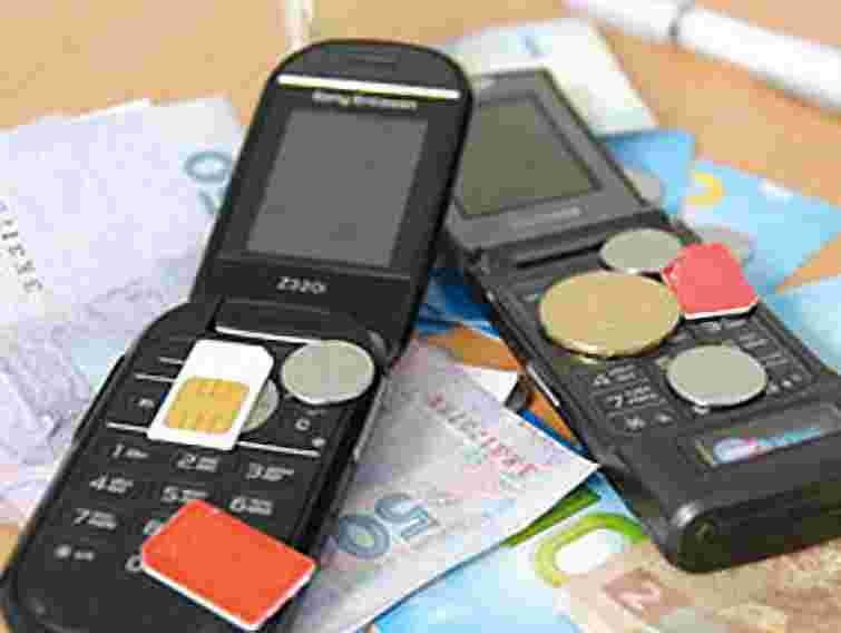 АМКУ: «Київстар» і МТС погодились знизити тарифи